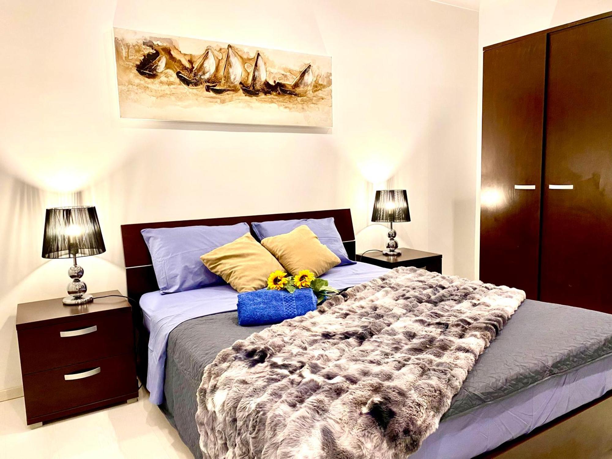 Seafront Harbour Haven - Steps To Ferry, Shops And Beaches Sliema Exterior foto