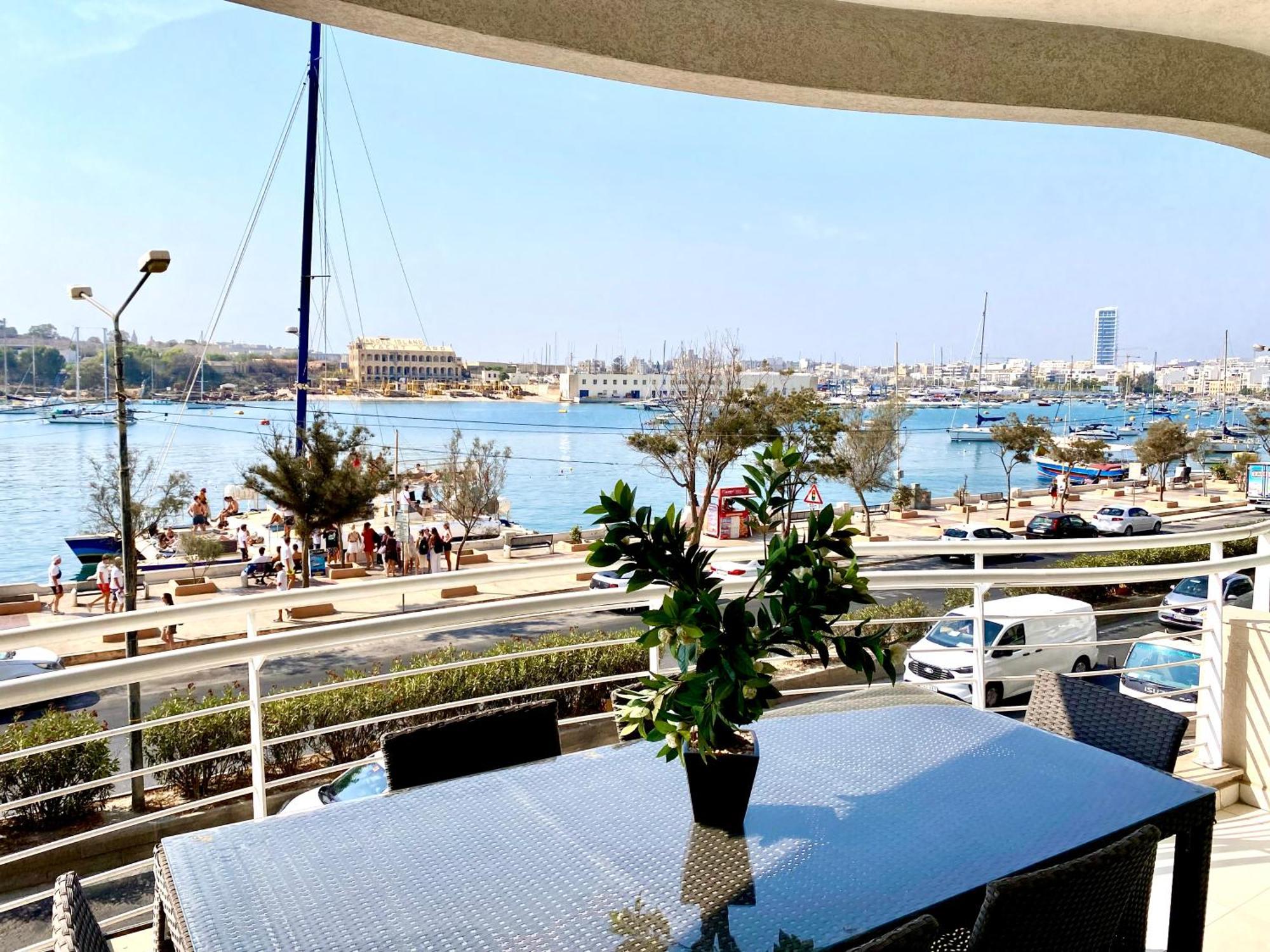 Seafront Harbour Haven - Steps To Ferry, Shops And Beaches Sliema Exterior foto
